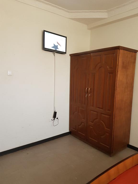 Comfort Zone Guest House & Pension Адис Абеба Екстериор снимка